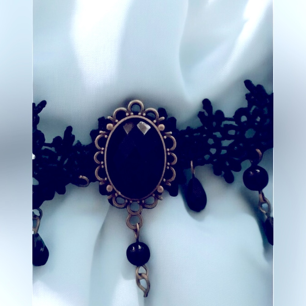 Black Lace Jewel Choker Necklace, Steampunk, Goth,‎ Punk, Halloween, Trendy - Picture 2 of 8